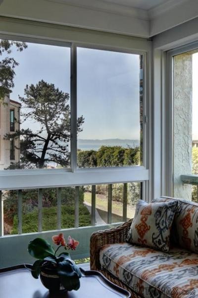 3 bedroom Apartment For Sale: 27..