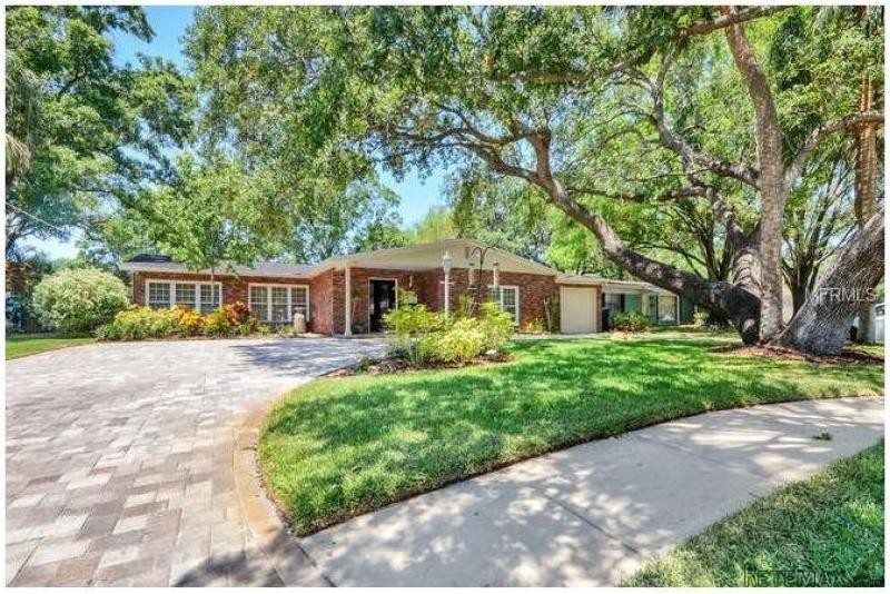 4 bedroom Property For Sale: 209 SOUTH..