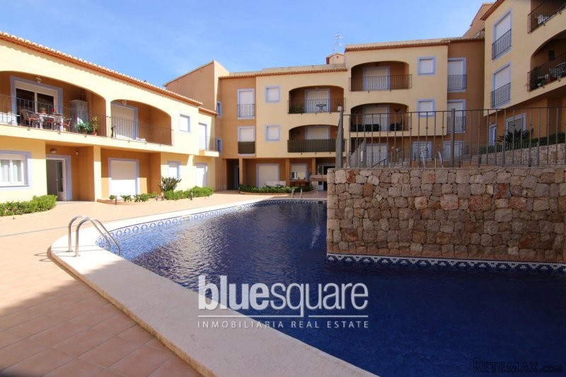 PRICE REDUCTION!! - Modern top floor..