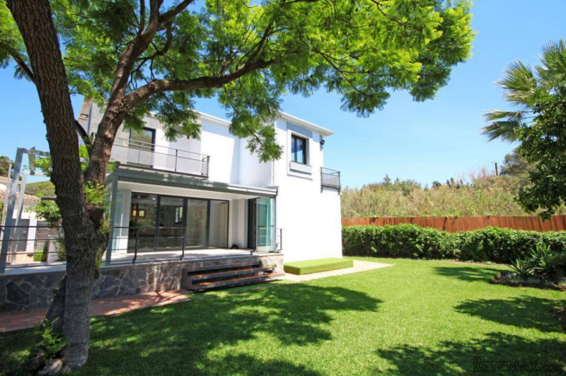4 bedroom detached villa for sale