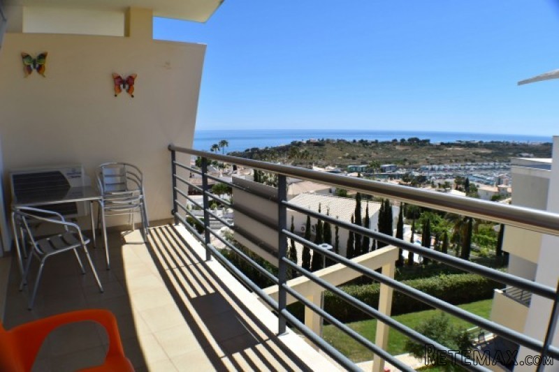 1 Bedroom Apartment With Amazing Sea..