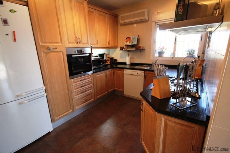 4 Bedrooms - Villa - Alicante - For Sale - 2