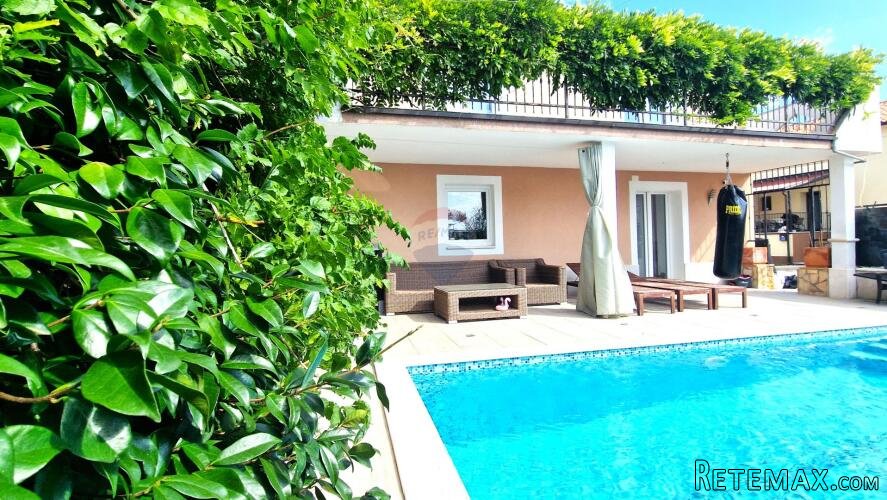Istra,Momjan okolica-Autohtona kuća s bazenom i apartmanom - 2