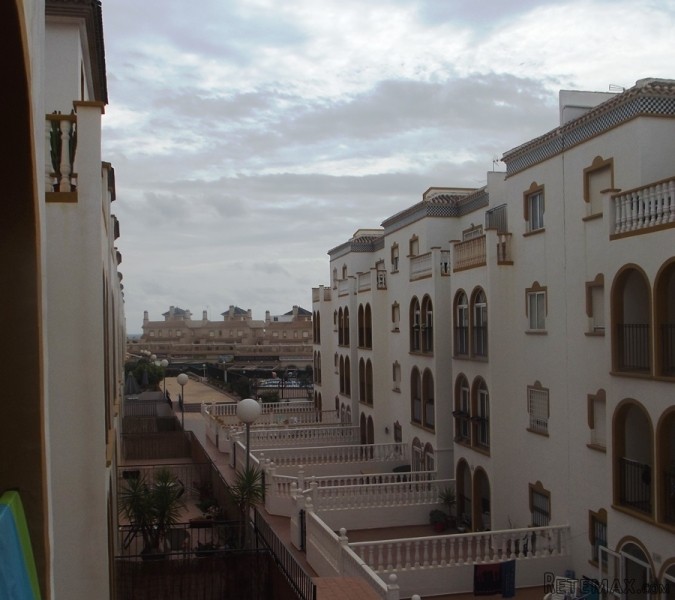 2 Bedrooms Apartment For Sale