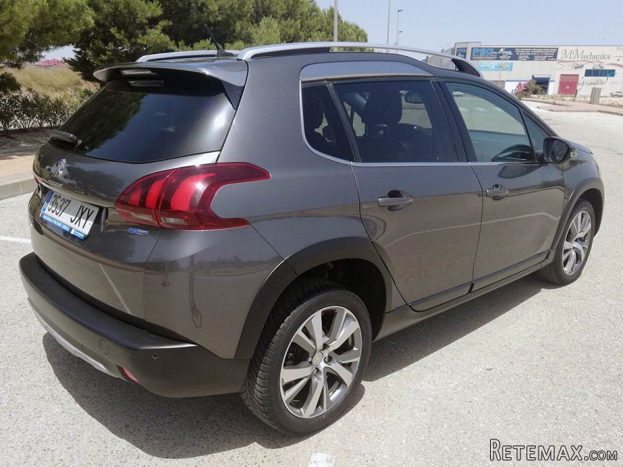 Peugeot 2008 1.2 Puretech - 3