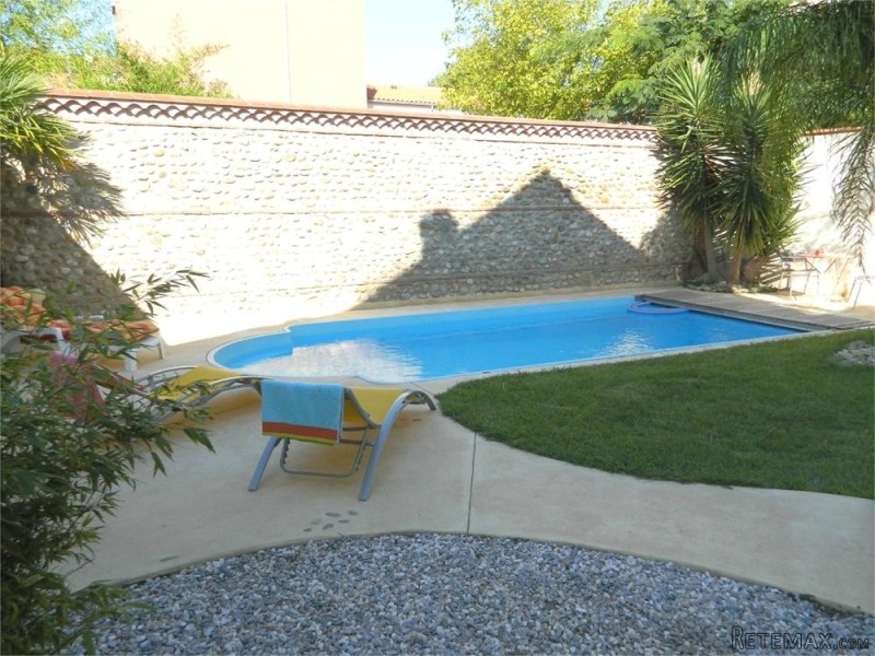 For Sale Superb Townhouse With Garden.. - 2