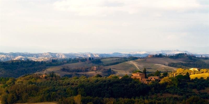 6 bedroom Farm House For Sale:..