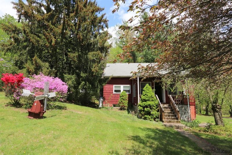 2 bedroom House For Sale: 1775 Jacob.. - 2