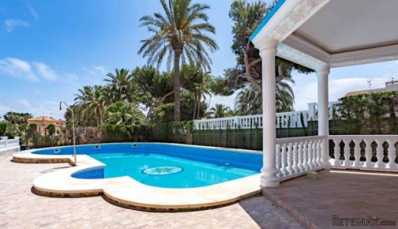 3 Bedroom 3 Bathroom Villa In Orihuela.. - 2