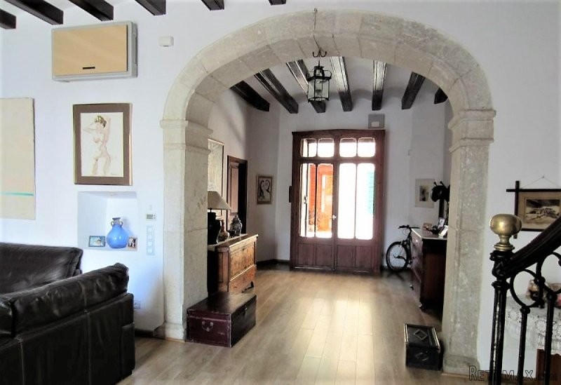 Refurbished village house from the 19th.. - 2