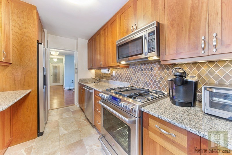 2 bedroom Apartment For Sale: 501 EAST.. - 2
