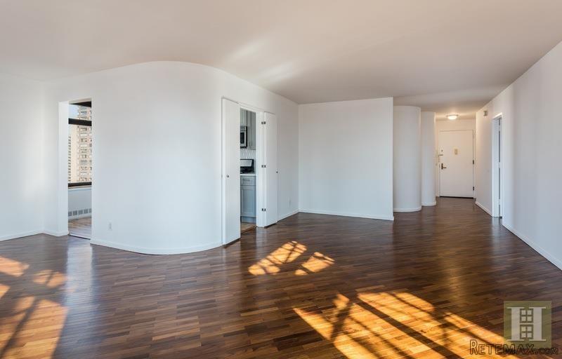 2 bedroom Apartment For Sale: 400 EAST.. - 2