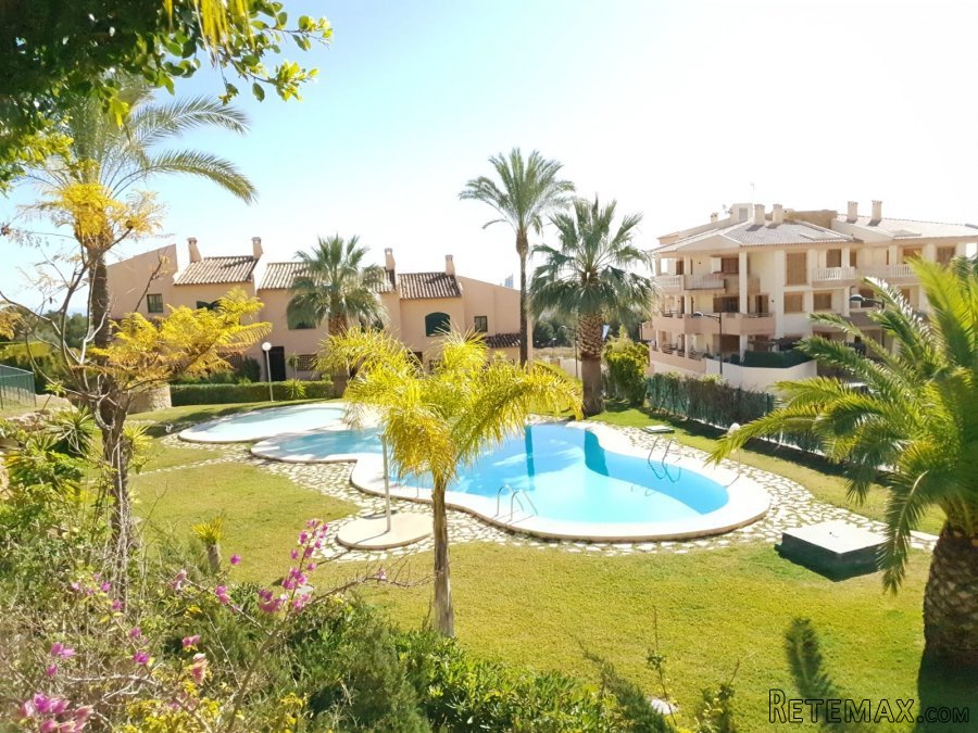 Tipo: BungalowZona: Sierra CortinaUbicación: playa /..