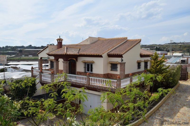 Villa for Sale in Algarrobo 525.000.. - 2