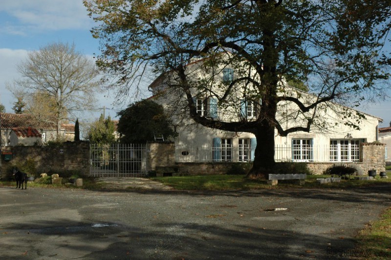 Stone House For Sale St Jean D Angely
