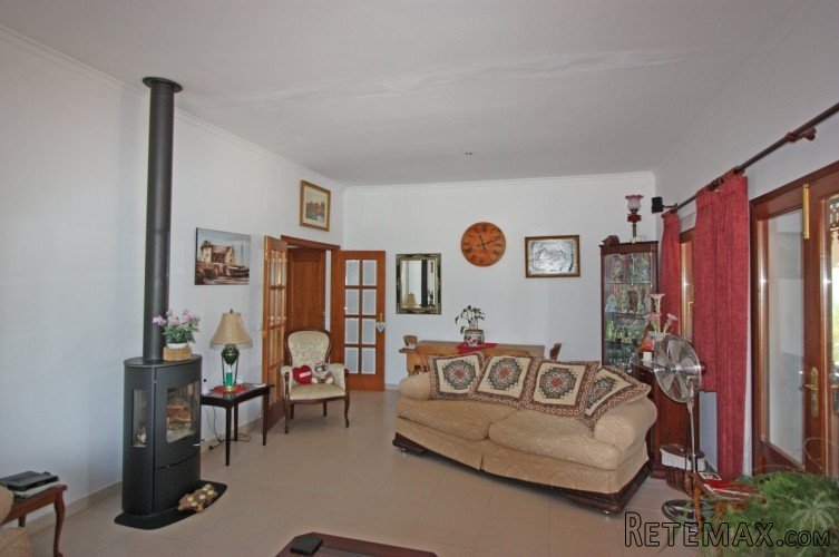 This modern, single storey finca with a separate guest.. - 8