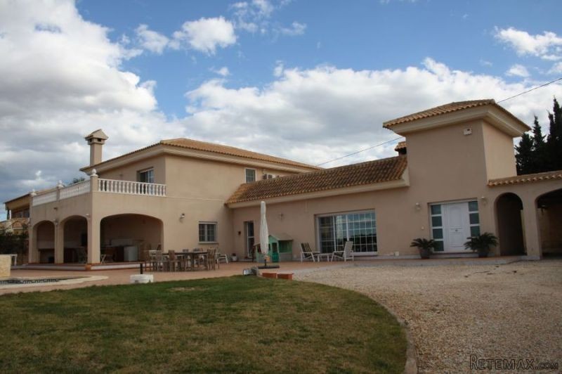 Villa for sale in Playa Honda