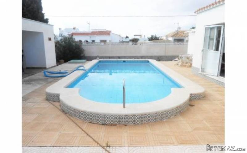 3 Bedroom 2 Bathroom Villa In.. - 2