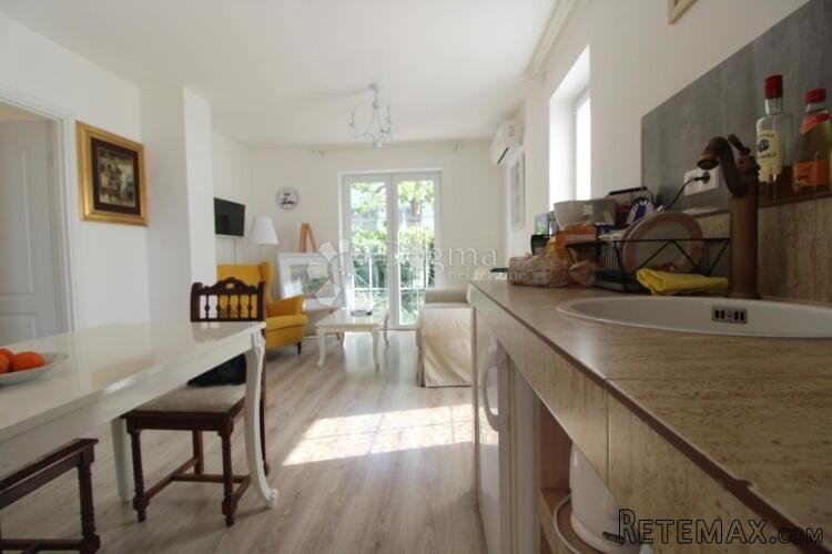 CRIKVENICA APARTMAN 53M2 1S+DB NA 80M OD MORA!