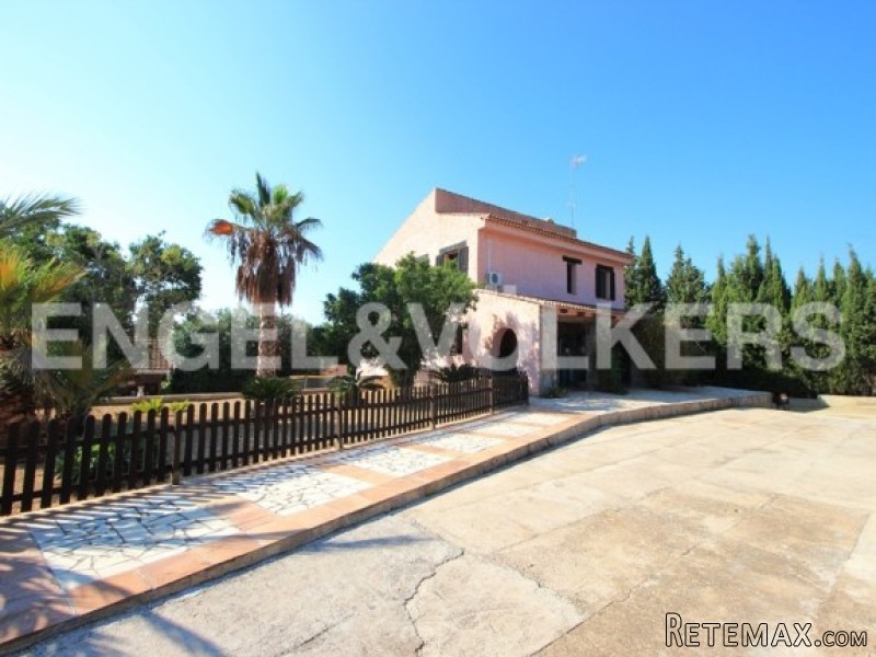 Charming Villa Between Mountain And Sea - 2
