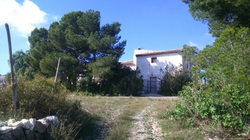 Excellent Country House In Monovar
