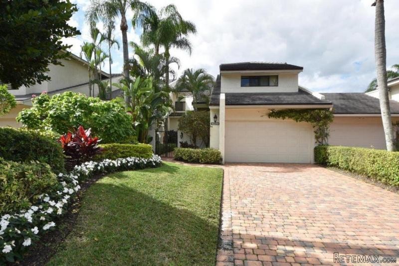 19521 Island Court Dr, Boca Raton, FL -..