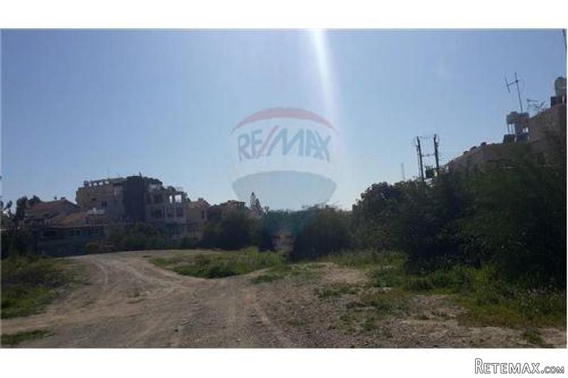 Plot of Land for Building - For Sale -..