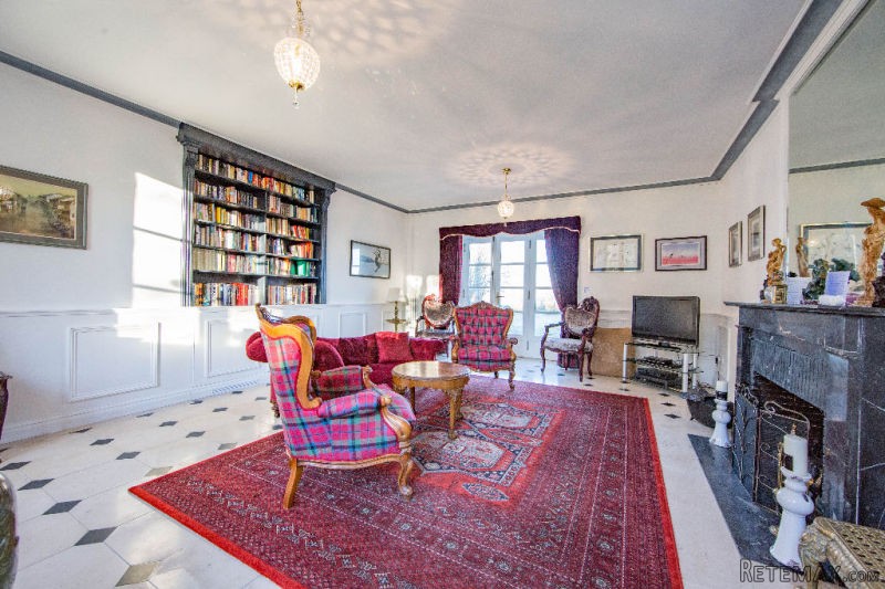 18th Century Chateau For Sale With.. - 2