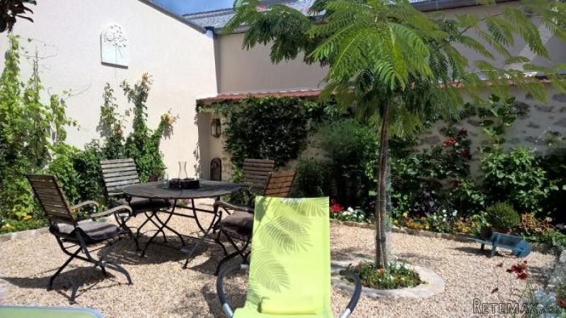 Heart of Boussac enclosed in a lovely..
