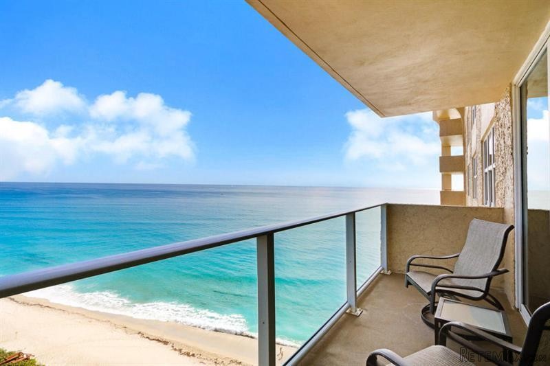 2 bedroom Residence For Sale: Singer.. - 2