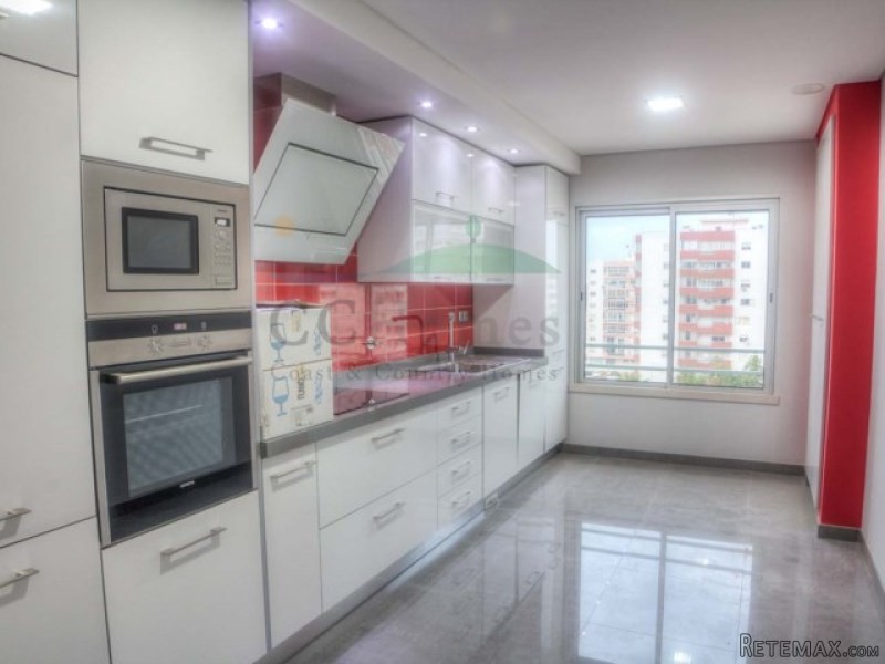 New and spacious Apartment in Faro