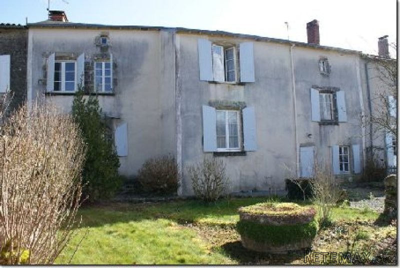 Rarely available: village house with..