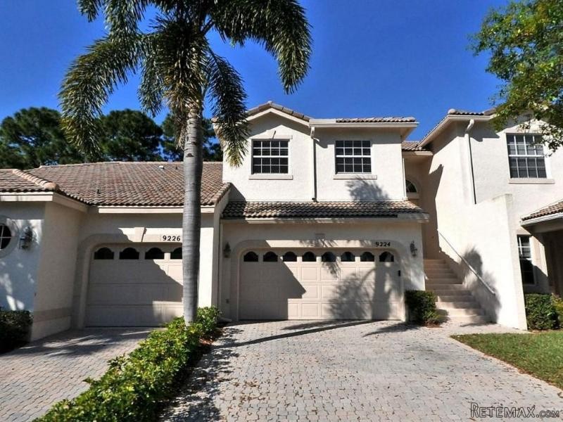 9224 Wentworth Lane, Port Saint Lucie..