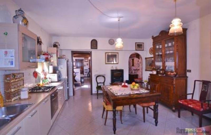Homes for Sale in Lucca, Tuscany..