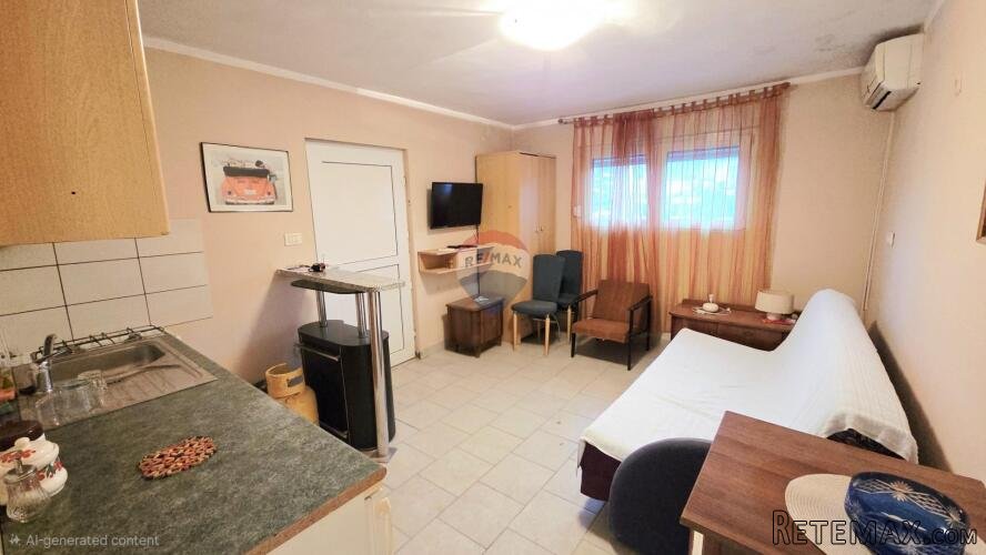 Medulin, Premantura | Kuća 52m2, terasa, tri parkirna mjesta