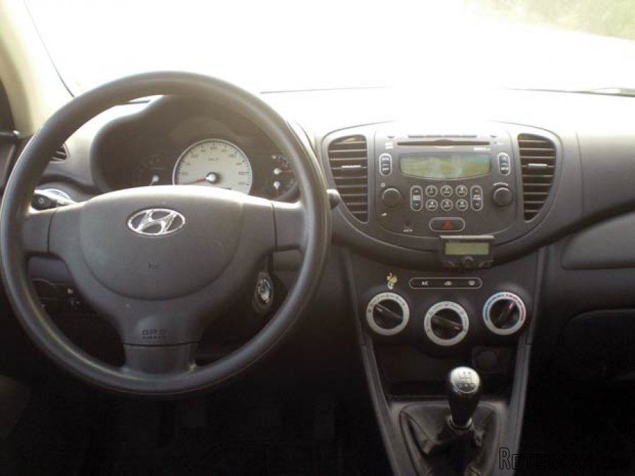 Hyundai i10 1.1 - 7
