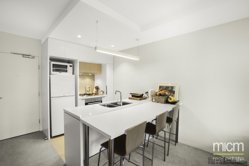 Invest or Live in Trendy Abbotsford - 2