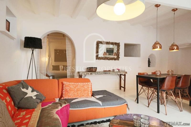 Charming and Fully Refurbished..