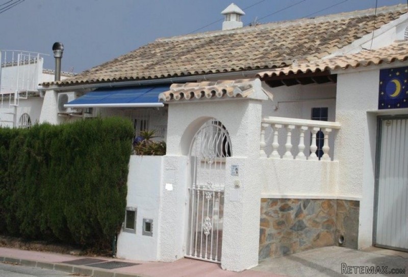 2 Bedrooms - Villa - Malaga - For Sale