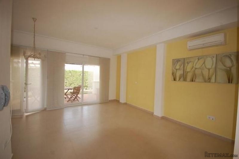 3 bedroom detached house for sale - 2