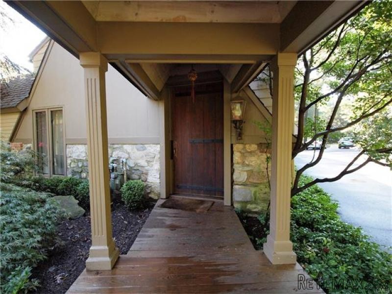 4 bedroom House For Sale: 12 WEDGEWOOD.. - 2