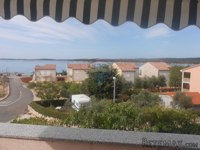 Medulin KUĆA S APARTMANIMA - 2