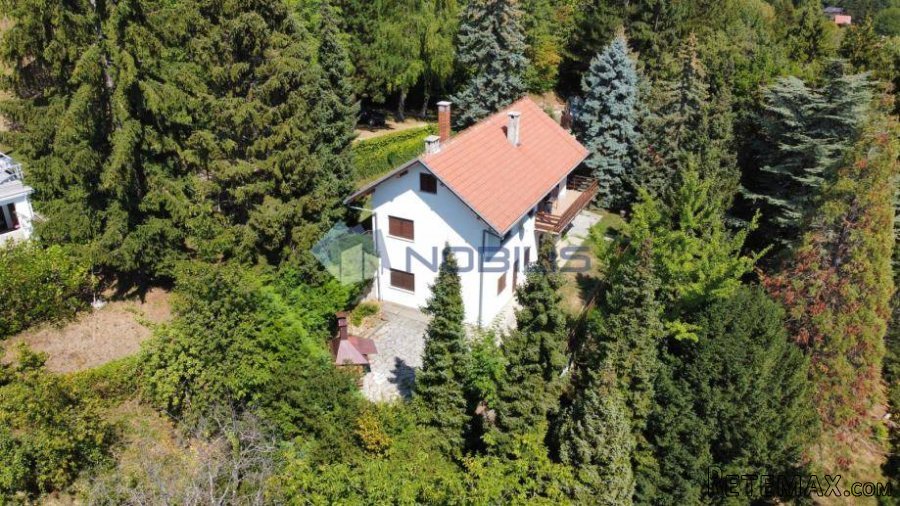 Plešivica, 1800m2 okućnica, 140m2 kuća, garaža - 4
