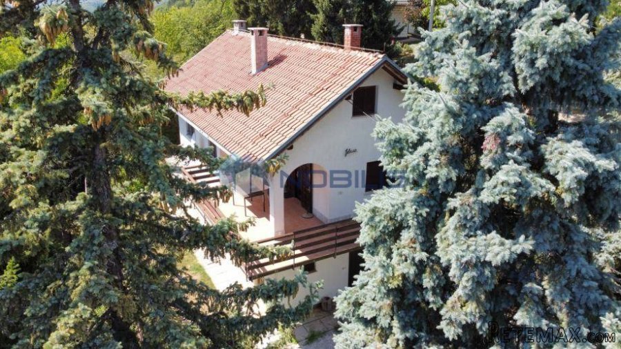 Plešivica, 1800m2 okućnica, 140m2 kuća, garaža - 5
