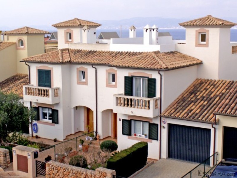 Mediterranean Style Terraced House In..