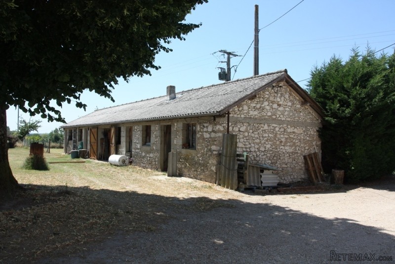 Single Story Stone House With Large.. - 2