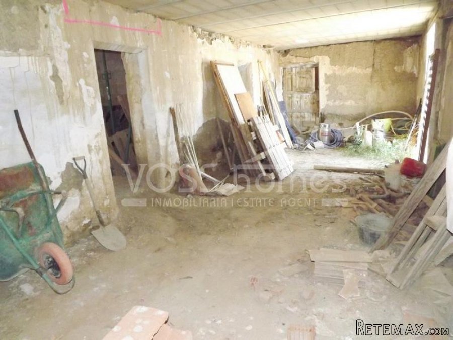 HABITABLE HOUSE PLUS RENOVATION PROJECT - A habitable 3.. - 19