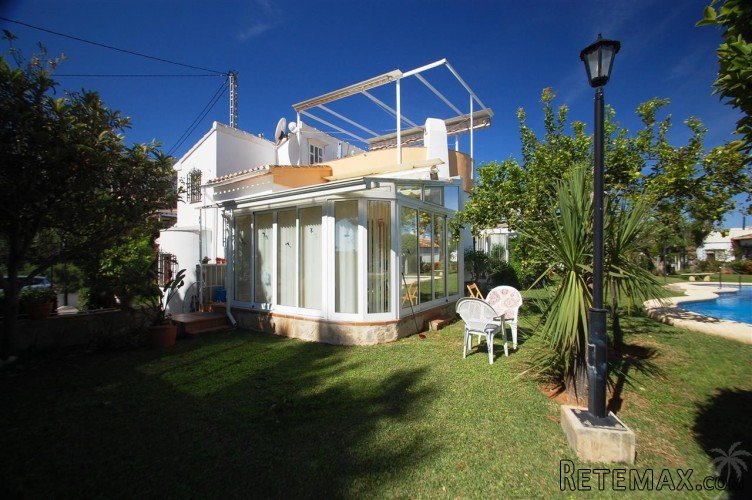 This detached villa in Denia was built in 1986 and is.. - 3