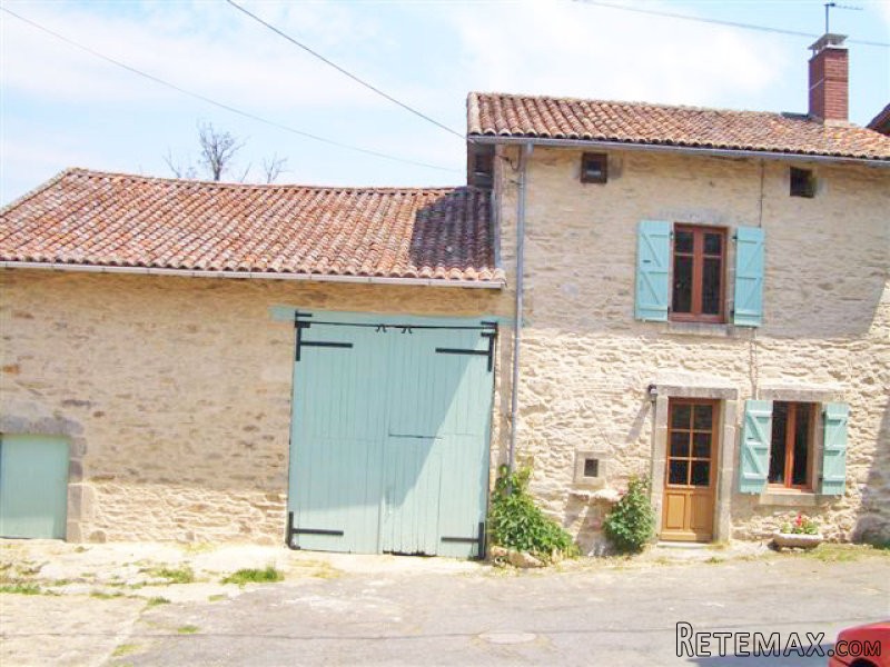 Beautifully Renovated Cottage In..