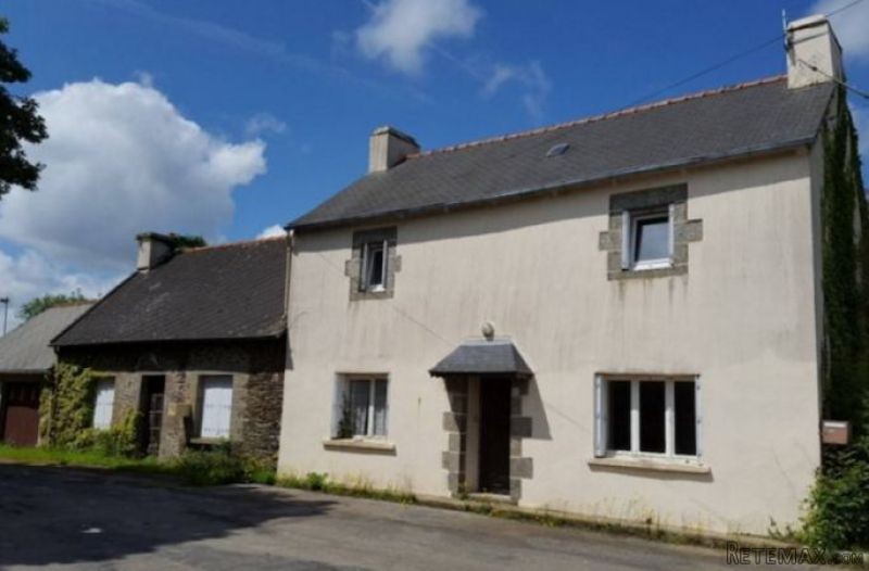 House With Attached Gite